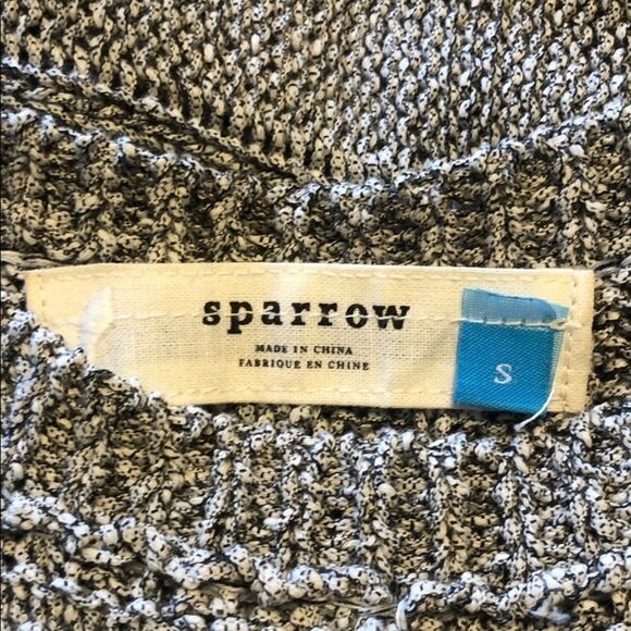 Sparrow dress S (2598) - Picture 8 of 9